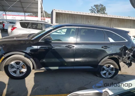 2022 Kia Sorento Lx из США, поврежденный, VIN 5XYRG4LC9NG131316